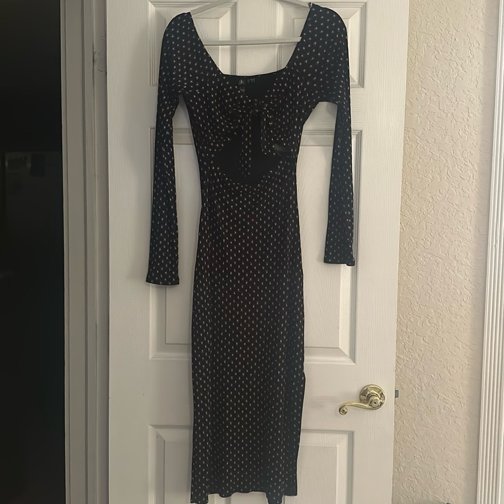 Volcom tie front dress